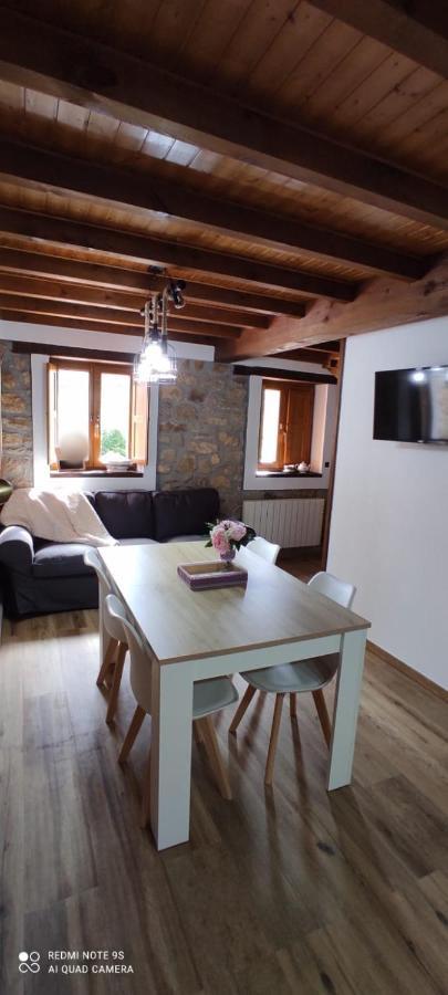 Aromas De Corain Villa Onís Екстериор снимка