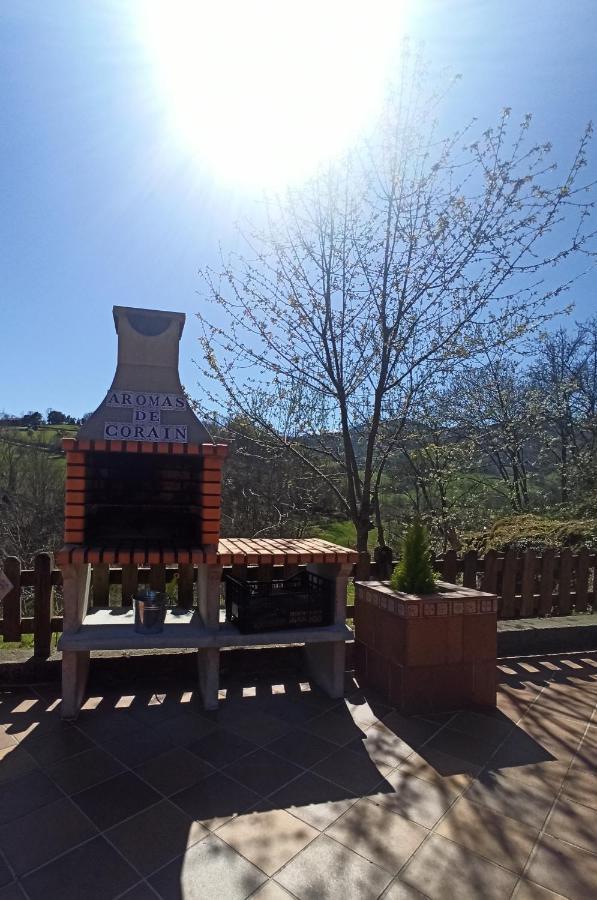 Aromas De Corain Villa Onís Екстериор снимка